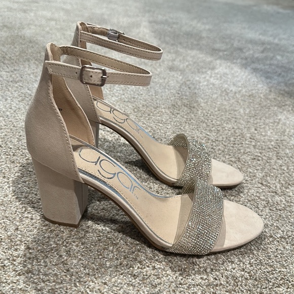 NEVERWORN woman’s rhinestone heel - Picture 5 of 10